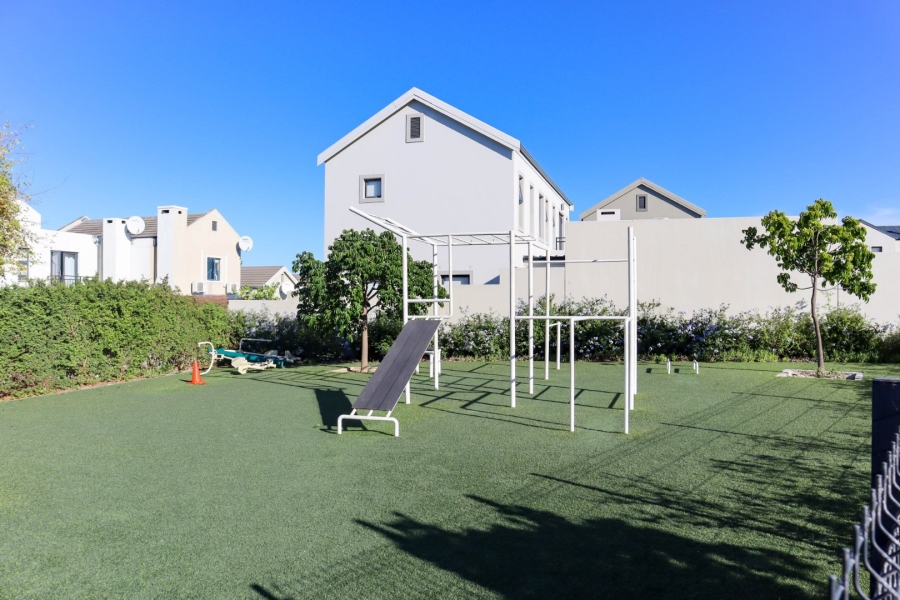 3 Bedroom Property for Sale in Croydon Western Cape